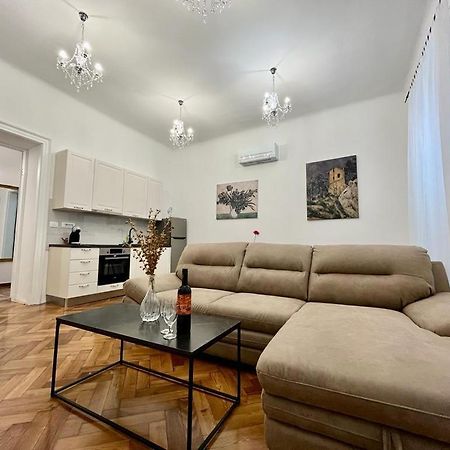 Apartmán Lux Apartmans Pula Exteriér fotografie