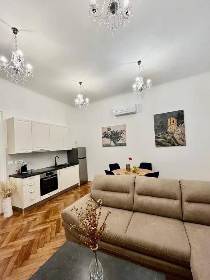 Apartmán Lux Apartmans Pula Exteriér fotografie